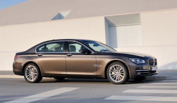 宝马xdrive什么意思(宝马品牌来自哪个国家)  第3张