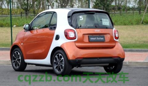 揭秘：smart是奔驰旗下的么(SMART-SMART FORTWO的车身尺寸数据是什么)  第2张