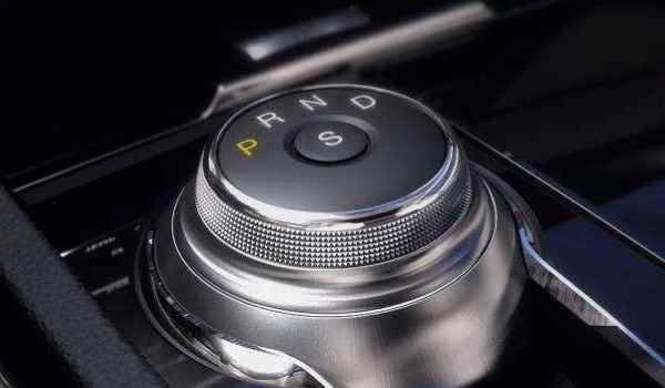 忘记挂P档直接熄火了要紧吗(自动挡车型驾驶方便吗)  第2张