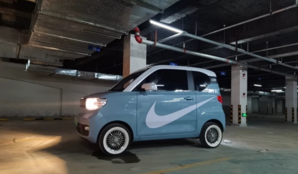 五菱mini能直接家里充电吗(五菱宏光MINIEV的生产厂商是哪里)  第2张