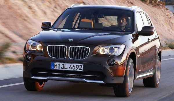 宝马防爆胎鼓包能开多久(宝马X1的车身尺寸数据是什么)  第3张