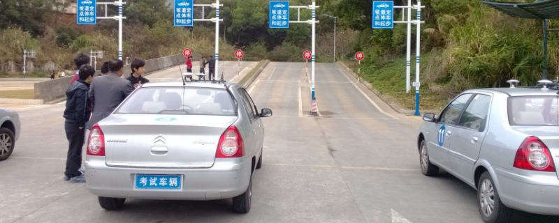 科目二要提前几天预约(科目二考试可以考几次)