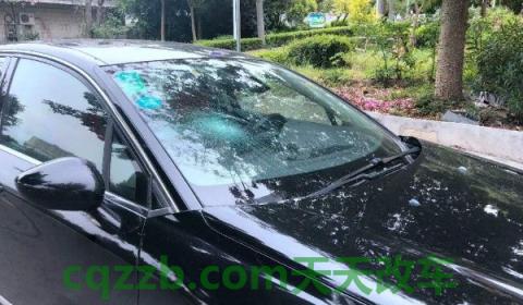 车挡风玻璃被石子弹了怎么修补(更换挡风玻璃后几天可以使用车辆)  第3张