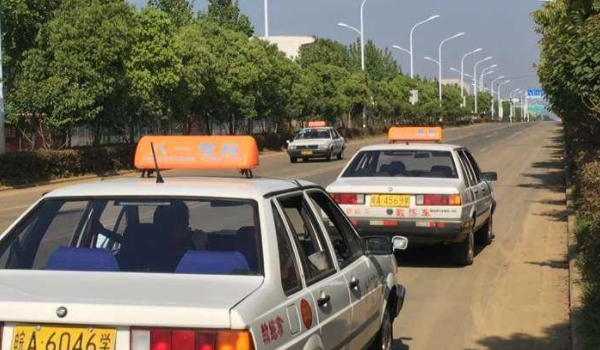 科目三加减档距离是多少米(科目三考试可以考几次)  第2张