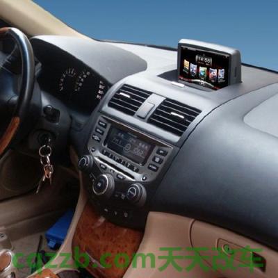 了解：汽车上安装gps会对汽车有什么影响 汽车上rear的按键是什么意思  第2张