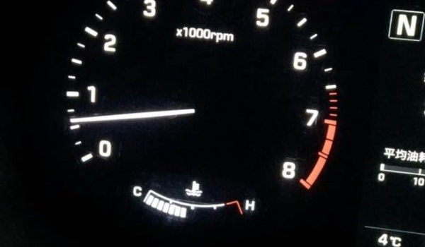 疏解一下:车怠速在600到700正常吗(机动车辆怠速不稳的原因是什么) 第2张