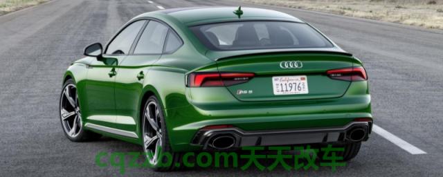 汽车尾部右后咚咚咚的声音(汽车后背箱需要保养吗)  第1张