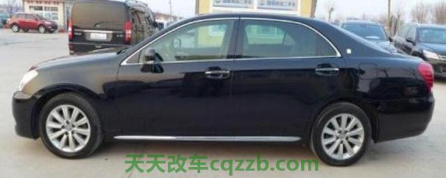 汽车知识：皇冠汽车导盲杆有什么用(图)