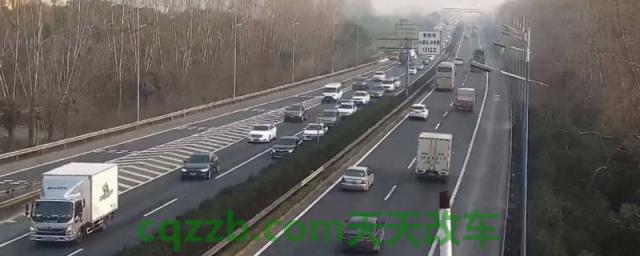 高速上实线变道扣几分(高速公路什么情况会被扣12分)