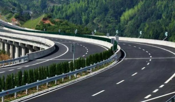 高速压匝道线扣几分(高速公路违章违法行为如何处理)  第3张