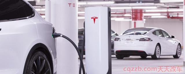 特斯拉超级充电站多久能充满(特斯拉可以在家充电吗)