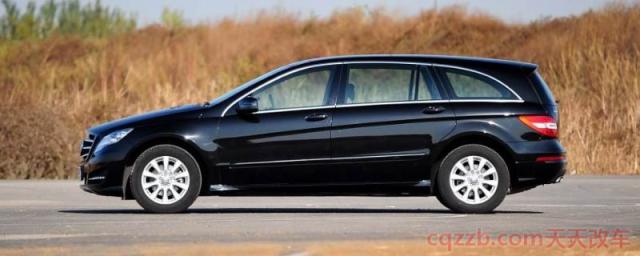 奔驰R系整车多重(奔驰R系定位是什么)  第1张