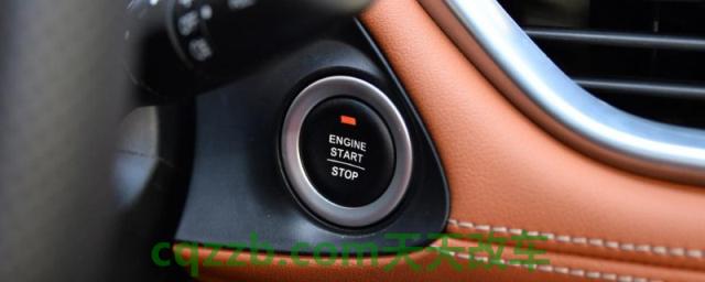 把车钥匙不小心锁后备箱(车型备用钥匙放在哪里)