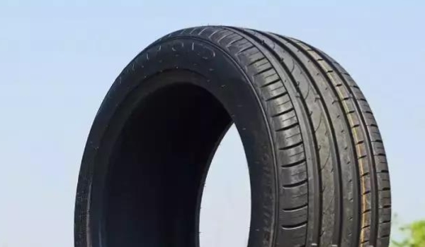 胎压突然降低怎么回事(轮胎多久更换一次)  第2张