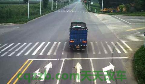 左转看错灯了误闯红灯扣几分(通过交通信号灯路口需要注意什么)  第3张