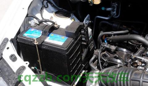 没开空调停车底盘有水滴下(车辆空调如何使用)  第2张