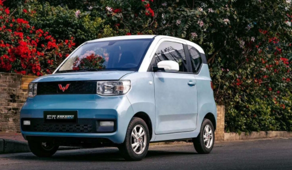 探究一下：五菱宏光mini暖风热吗(五菱宏光mini的生产厂商是哪里)  第3张