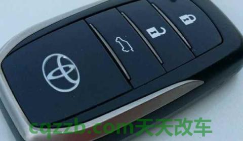 小车加锁图标一闪一闪(车辆的防盗指示灯亮起对车辆有影响吗)  第3张