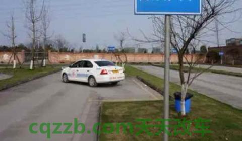 科目二考试每个月有几次(机动车驾驶证科目二考试的注意事项)  第3张