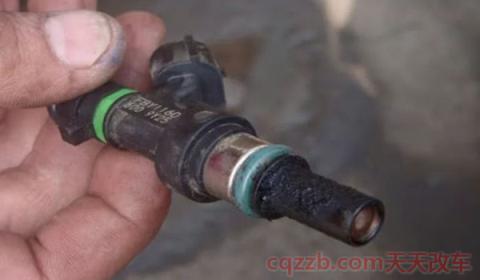 喷油嘴原因导致积碳严重(发动机有几个喷油嘴) 第2张