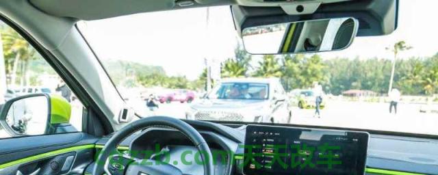 哈佛初恋行车记录仪在哪(哈弗初恋的发动机型号)  第1张