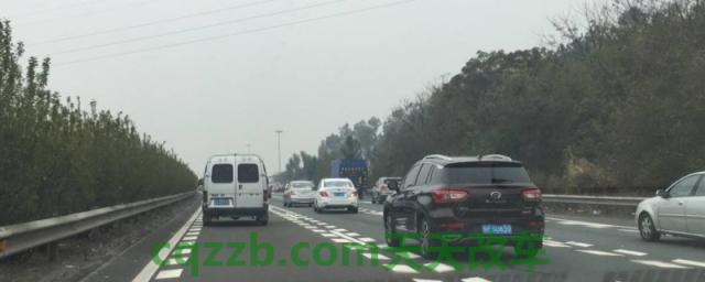 科普：国庆面包车上高速免费吗(什么时间高速可以免费)