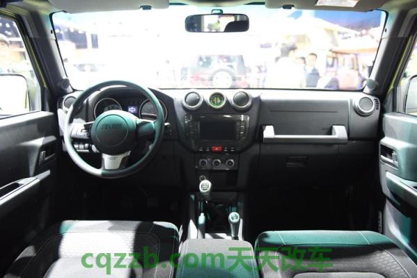 汽车有关：北汽eu5最低价格多少钱 北汽bj40四门版