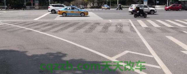 探究一下：路口白色带网格线可以压吗(车辆违章违法行为如何处理)  第1张