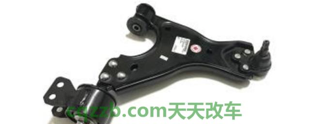 换三角臂总成还是换胶套(机动车出现损坏配件是维修还是更换)  第1张