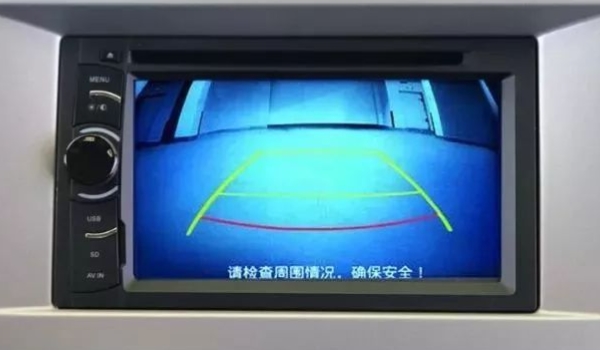 倒车影像没有信号是怎么回事(倒车都有哪些安全辅助配置)  第2张
