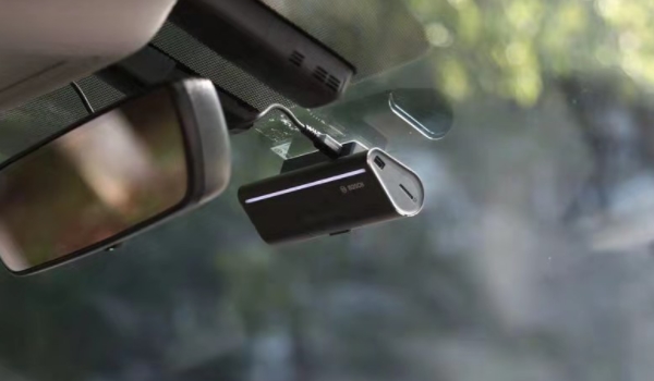 行车记录仪能听到车里人说话吗(行车记录仪的作用)  第3张