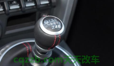 离合器总泵分泵一般寿命多长(手动挡车辆换挡的时机)  第2张