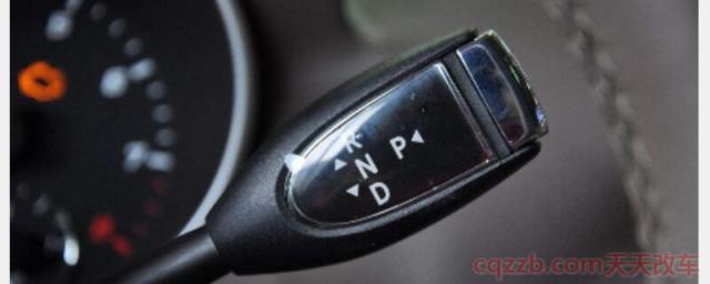 奔驰c260百公里加速几秒(奔驰c260手刹怎么用) 第1张