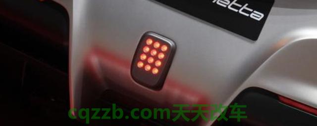 领航灯交警管不管(选择领航灯选择什么样的)