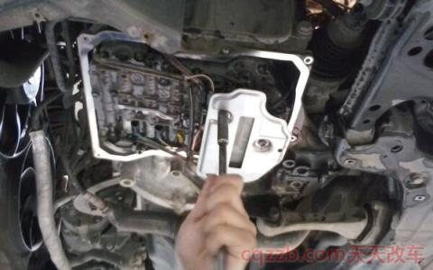 雅阁变速箱油多久换一次(为什么要更换变速箱油)  第2张