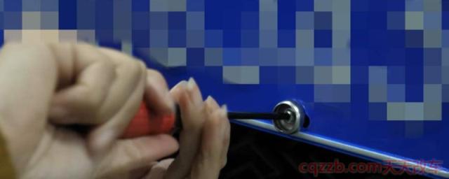 车牌是自己装还是车管所给装()  第2张