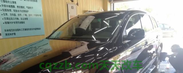 贴完车衣多久可以洗车(车辆粘贴车衣能看出来吗)