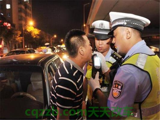 解答：醉驾开庭需要戴手铐吗 醉驾开庭需要家属去吗