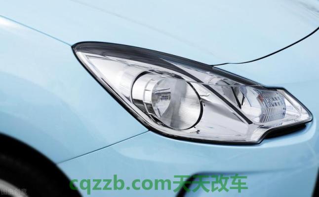 分享：汽车大灯怎么换灯罩 汽车到底要不要打蜡  第2张