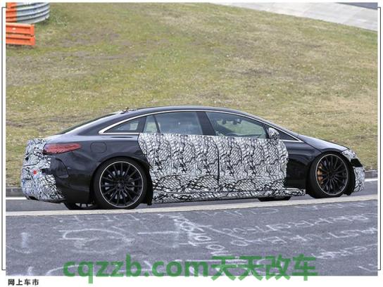 车知识:2022梅赛德斯AMGEQS 2022梅德塞斯AMGSL现已配备配套行李箱 第2张