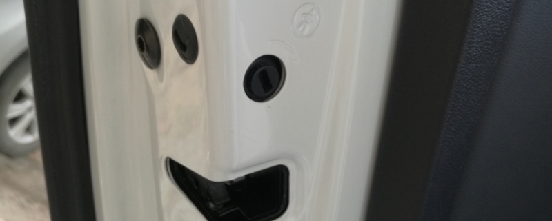 朗逸儿童锁在什么位置(朗逸的生产厂商是哪里)