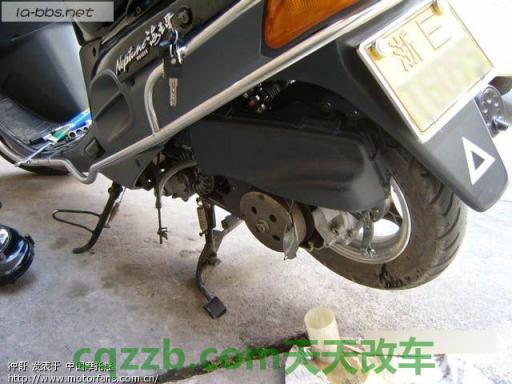 车友：踏板摩托车底部漏机油怎么解决 踏板摩托车减震怎么调软硬  第2张