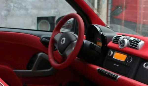 塑料方向盘有必要包真皮吗(改装车辆方向盘需要办理备案登记手续吗)  第2张