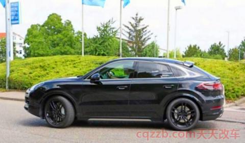 c开头一串英文的后车标(卡宴的外观) 第2张