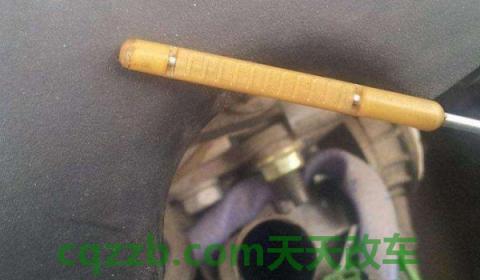 普及一下：10年的车烧机油有必要大修吗(车辆烧机油可以不维修吗)  第2张