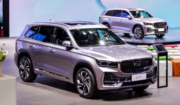 新车补漆要过夜安全吗(如何保护好车辆的车漆)  第3张