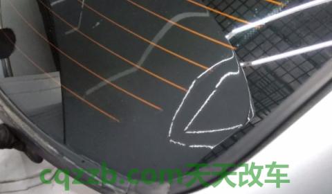 揭秘:后挡风玻璃碎了走保险还是自己修(后挡风玻璃更换后可以贴膜吗) 第3张