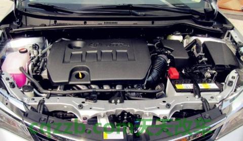 机油尺的下部刚碰到机油(更换发动机机油还需要更换什么) 第2张