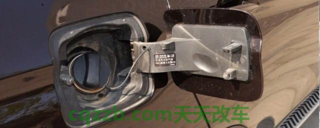 谈谈：宝马x5油箱容积多大(宝马x5的底盘转向系统是什么)
