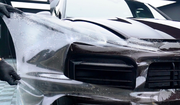 刚洗车下雨等于白洗吗(粘贴隐形车衣需要办理备案登记手续吗)  第3张